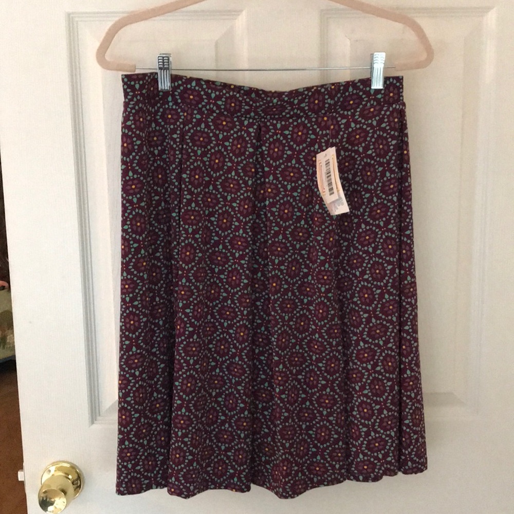 Lula Roe Madison skirt